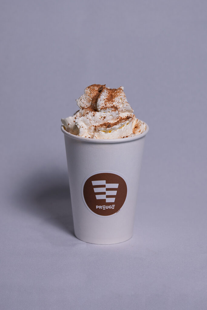 Milo Caliente – Preuge Pastelería Eslovaca, Bucaramanga