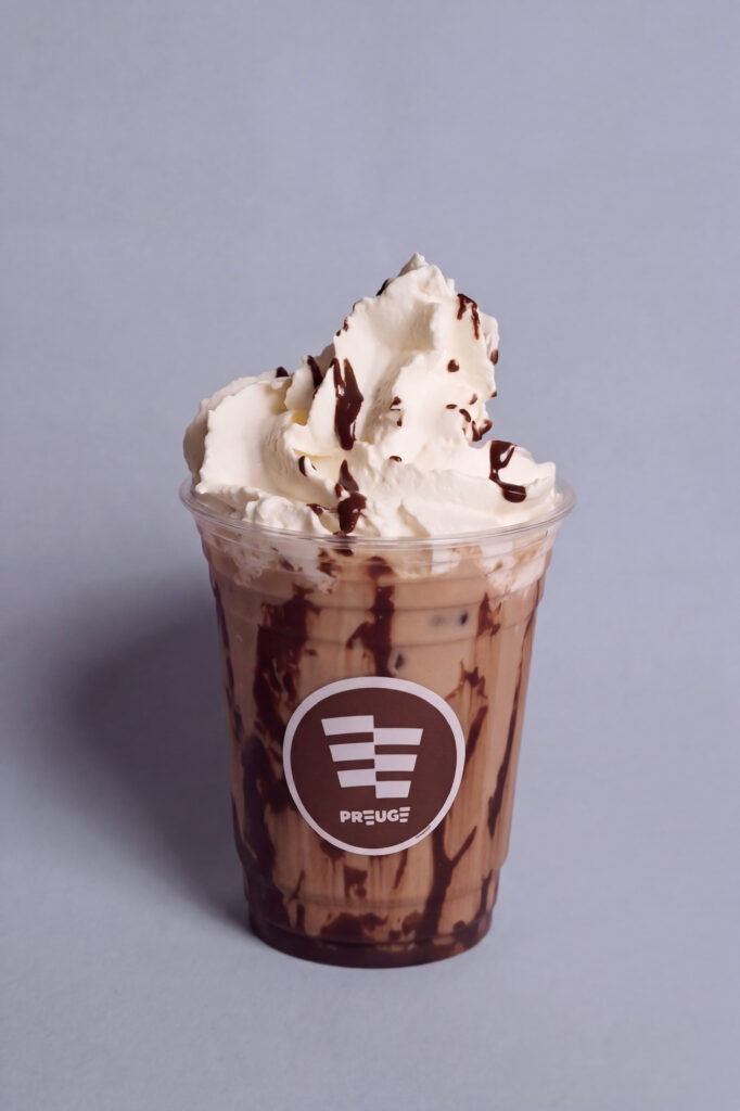 Ice Coffee Chocolate 12 oz – Preuge Pastelería Eslovaca, Bucaramanga